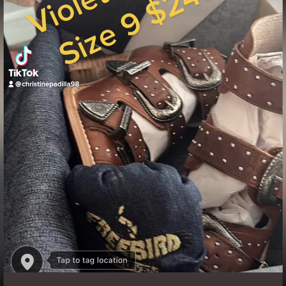 Brand New Free Bird size 9.5 high heeled sandals